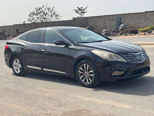 HYUNDAI GRANDEUR image 1