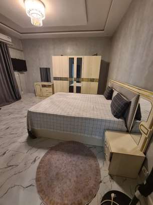 A louer Villa entièrement meublée de 03 chambres SALY JOSEPH image 5