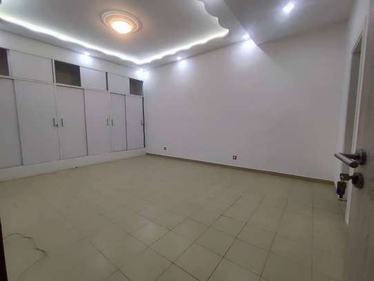 Bel appartement aux Mamelles image 10