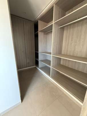 Magnifique F4, 3 chambres salon à louer aux almadies image 5
