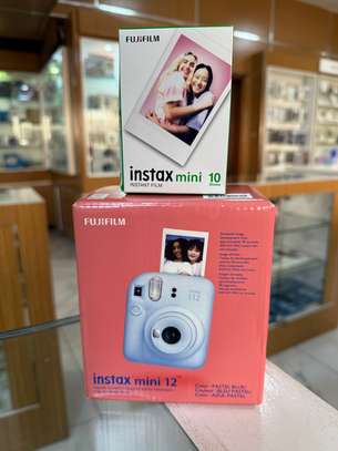 Fujifilm Instax mini 12 image 2