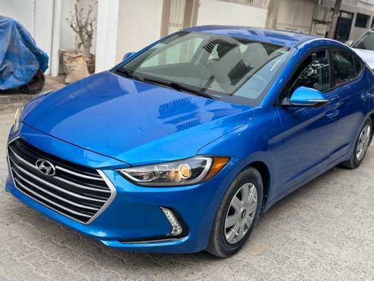 Hyundai Elantra 2017 image 1