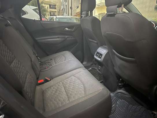 Chevrolet EQUINOX image 2