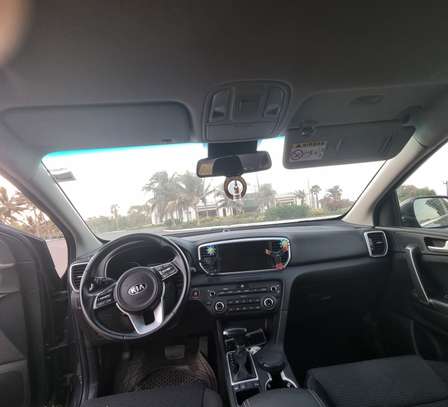 Kia sportage essence 2021 image 4