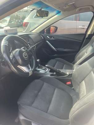 Mazda serie 6 image 9
