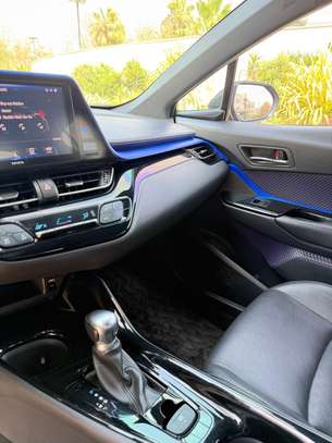 Toyota CHR 2019 image 14