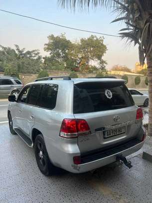 TOYOTA LAND CRUISER 2009 image 8