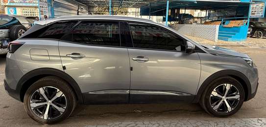 Peugeot 3008 Allure année 2018 image 8