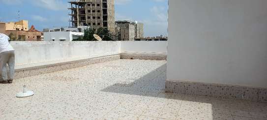 Appartement grand standing standing à louer aux Almadies image 8