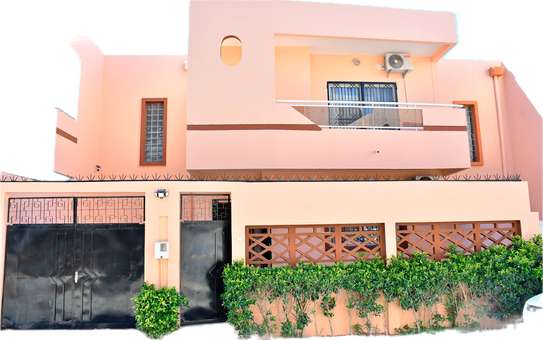 Villa meublee, cite Aliou Sow Golf, location temporaire image 1