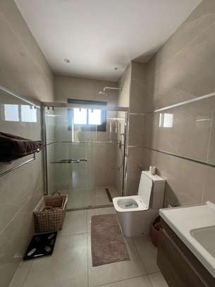 À louer  Superbe appartement meuble haut standing au Point E image 1