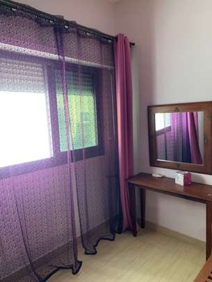 Bel appart 3 ch Salon meublé climatisé a Ngor Almadies image 14