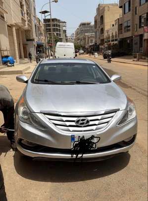 Hyundai sonata image 3