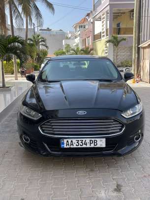 Ford fusion image 2