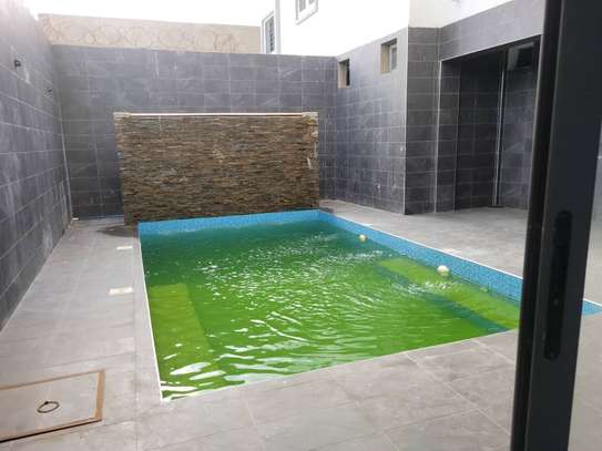 Trois chambres à louer par mois image 13