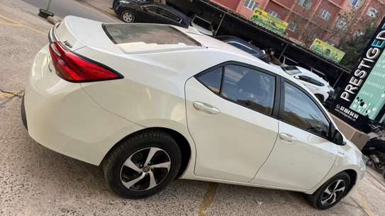 Toyota Corolla Hybride 2018 image 13