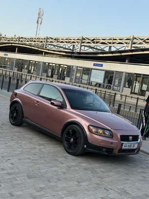 Volvo image 3