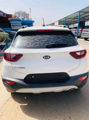 Kia stonic gt 2018 image 8
