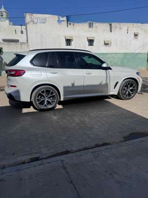 BMW X5 image 5