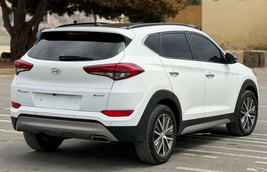 HYUNDAI TUCSON 2017 EVGT image 5