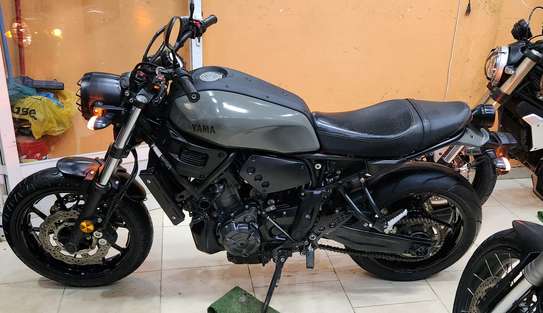 A vendre Yamaha xsr 700 image 3