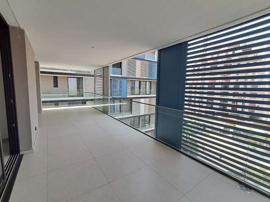ALMADIES : APPARTEMENT F3 EXCEPTIONNEL  À LOUER image 5