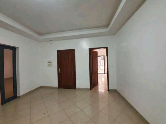 Mermoz comico appart F4 a louer image 2