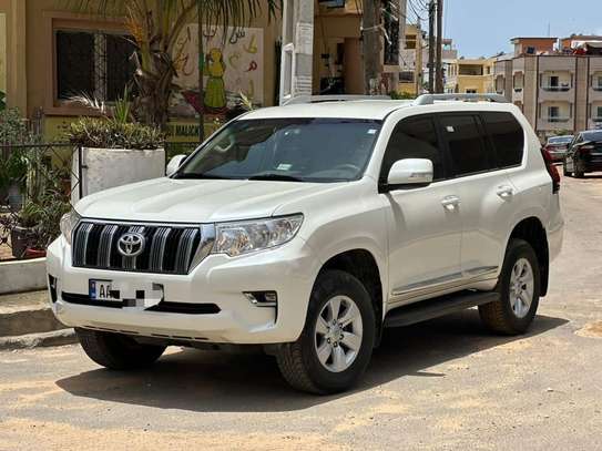 TOYOTA PRADO LAND CRUISER TXL 2018 image 1