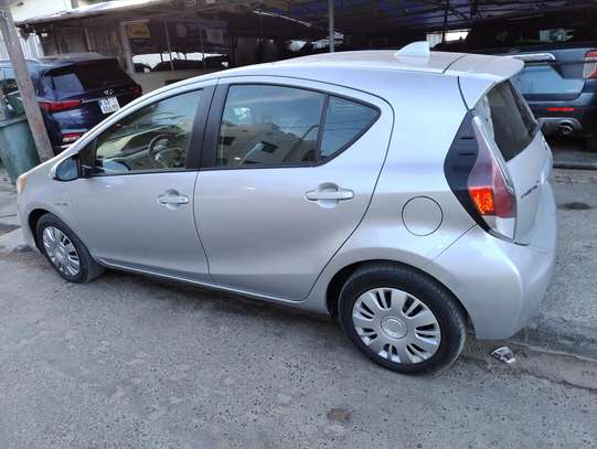 Toyota Prius image 7