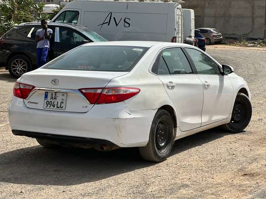 TOYOTA CAMRY LE 2017 image 6
