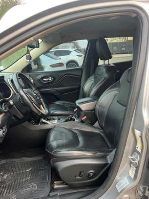 Jeep Cherokee 2015 Gris Automatique SUV image 10