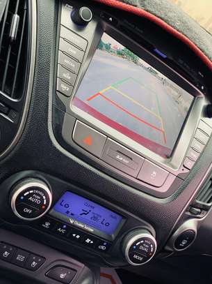 HYUNDAI TUCSON 2015 image 6