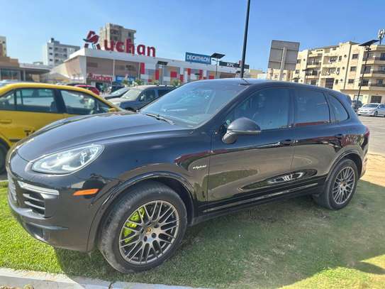 Porsche Cayenne S E-Hybrid Platinum Edition 2017 image 2