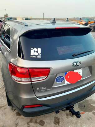 Kia sorento 2017 image 8
