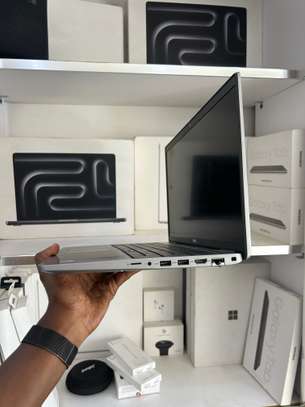 Dell Latitude 5550 - Intel Ultra 7 | 32GB RAM | 512 image 5