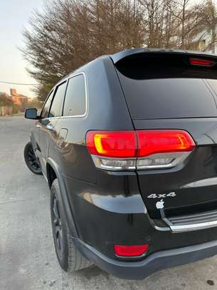Jeep grand Cherokee image 11