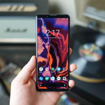 Sony Xperia 5 2em génération 128go ram 8go venant image 3