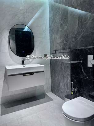 À Vendre – Appartement Duplex F4 de 290m2 ,aux Almadies image 15