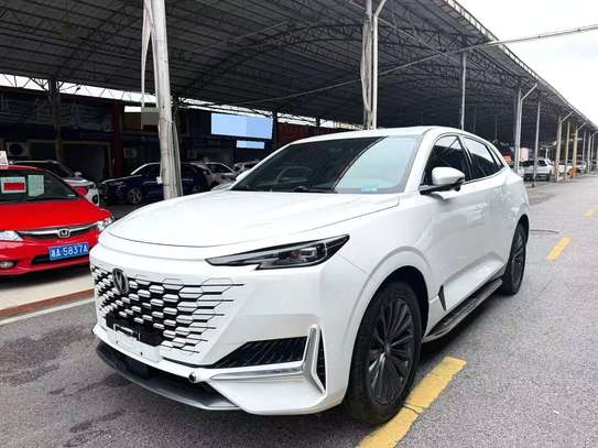 Changan Unik 2021 Sous douane sur commande image 2