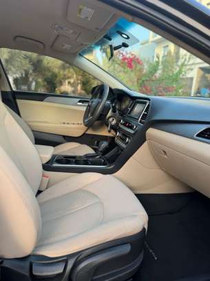 Hyundai sonata 2018 image 3