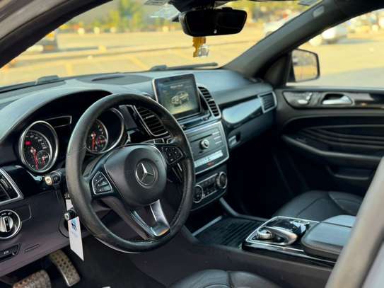 Mercedes gle450 AMG image 7