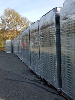 Bacs empilables de 70 litres pour le stockage du poisson image 2