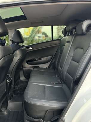 Kia sportage image 7