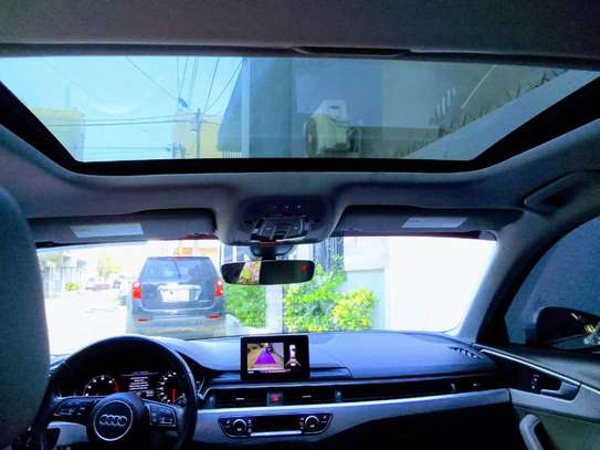 Audi A4 Premium image 4