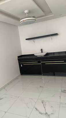 Appartement Spacieux indépendants Sacré Coeur 3 image 6