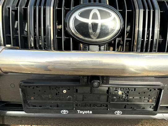 Toyota Lane cruiser VX image 12