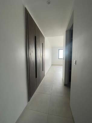 F6 à louer sur la corniche ouakam 385 m² neuf image 11
