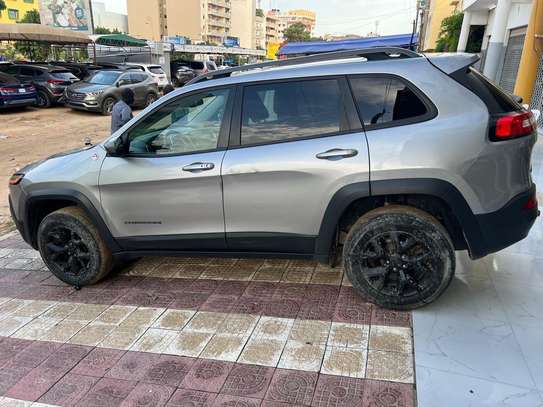 Jeep Cherokee Trailhawks image 4