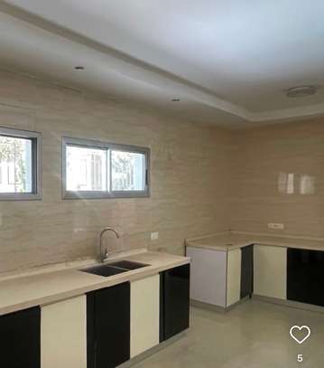 Villa à louer à Fann résidence image 10