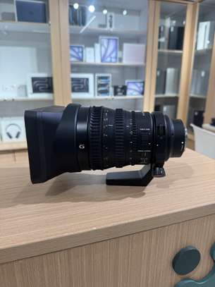 Sony FX6 + 28-135mm F4 G OSS image 13